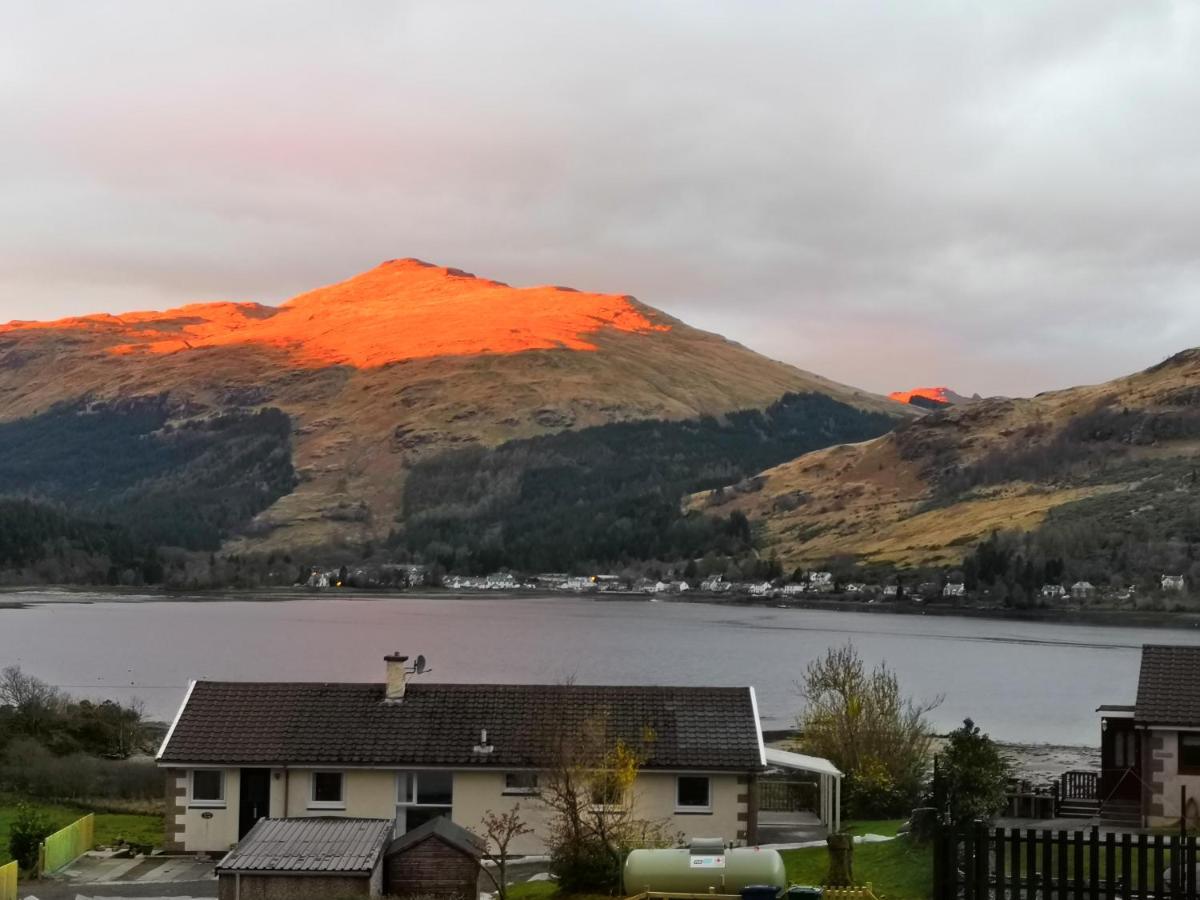 2 Cv At Lochgoilhead With Swedish Hot Tubヴィラ エクステリア 写真